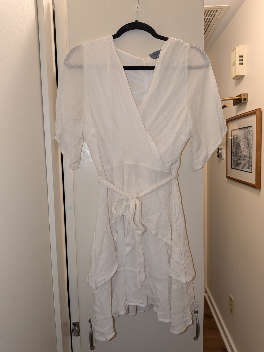 ARULA White Faux Wrap Mini Dress with Tie Waist Size X (XL/0X)